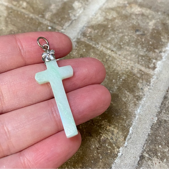 GENUINE NATURAL JADE Cross Pendant Set in Silver - Picture 9 of 9